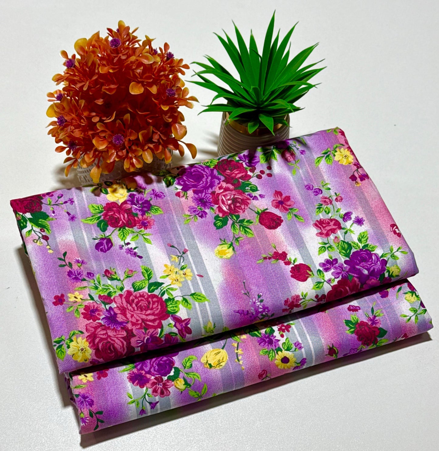 2p unstitched Roma Garments cotton ( color and stuff guaranteed)