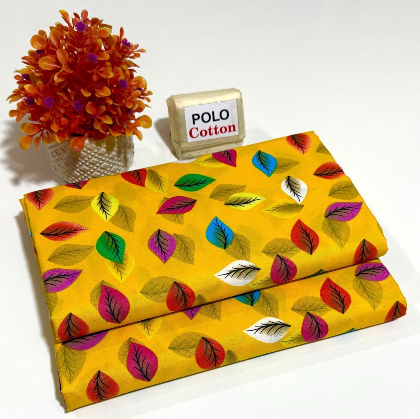 2p unstitched Roma Garments cotton ( color and stuff guaranteed)