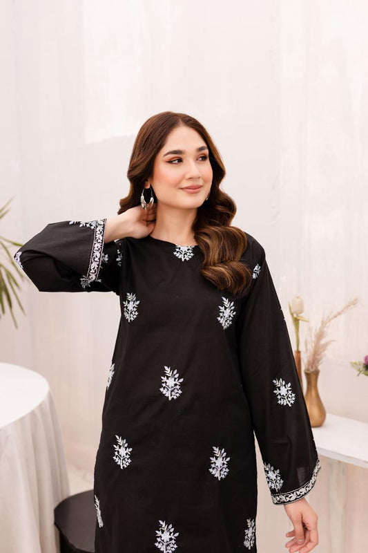 Urg Brand Dhanak 2-Piece Embroidered Winter Collection