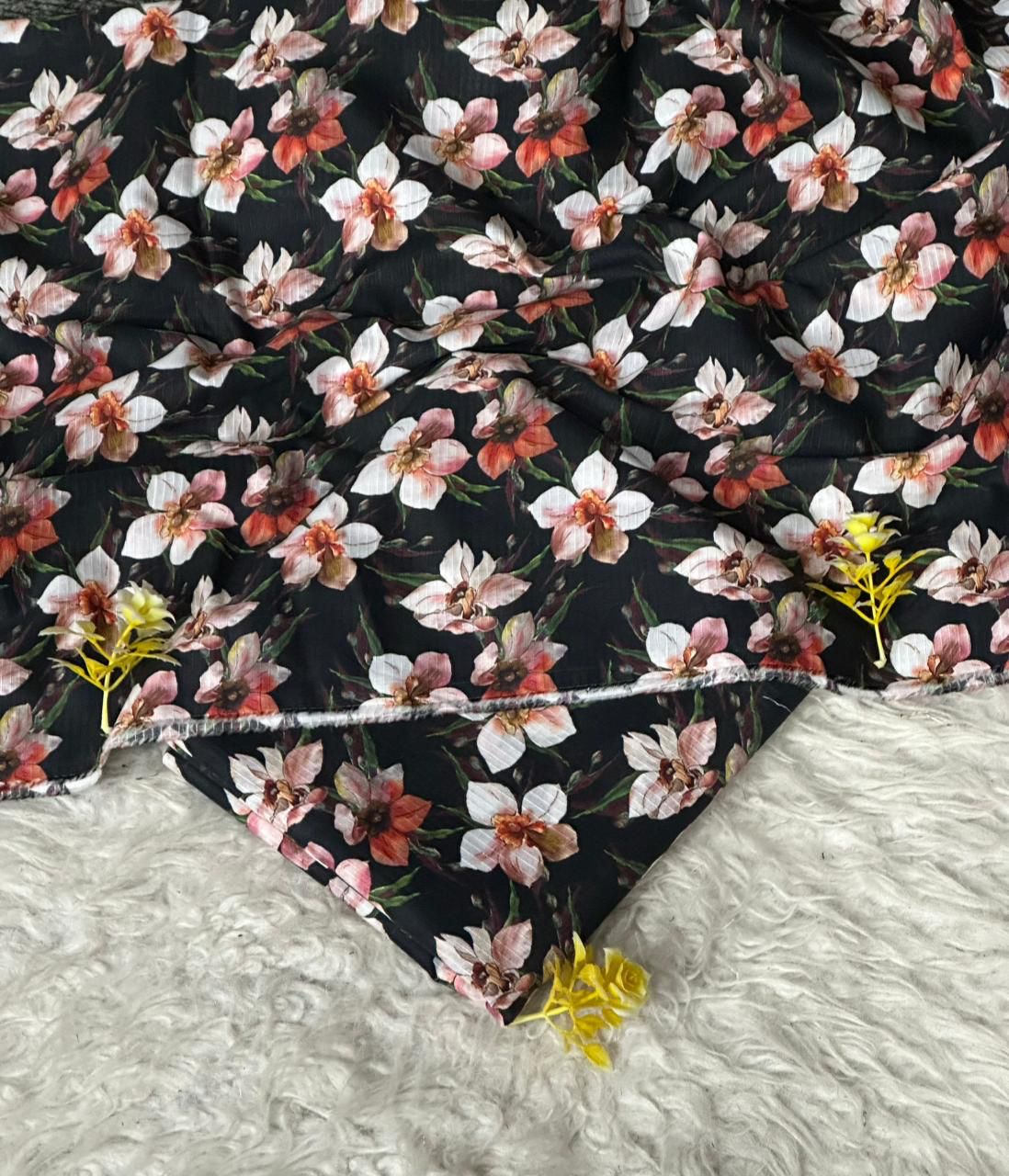 Bint e Naaz Bana Doria lawn 2-Piece Suit (Orignal)