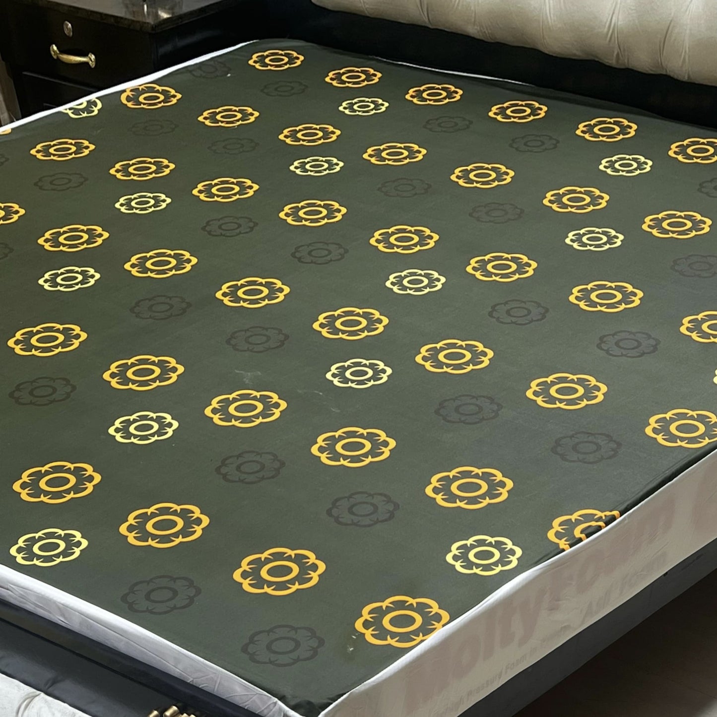 Digital Printed Waterproof Mattress Cover for King Size Bed | Mattress Protector