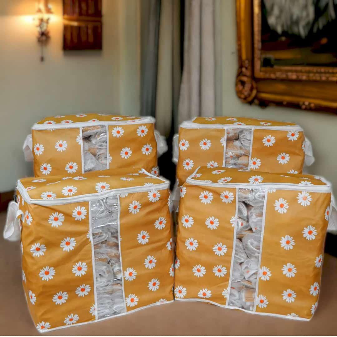 Storage Bag & Organizer for Clothes & Blanket Green And Pink Colours