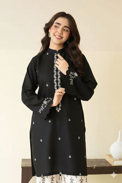 Premium Embroidered Lawn 2PC Collection | Pezwaan