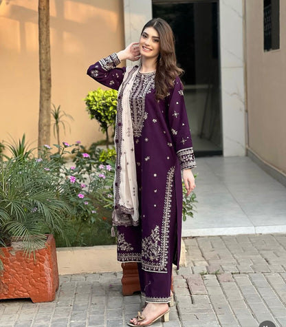 Batik fancy 3p Lawn Suit 2026