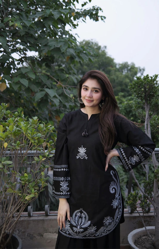 Premium Embroidered Lawn 2PC Collection | URGE