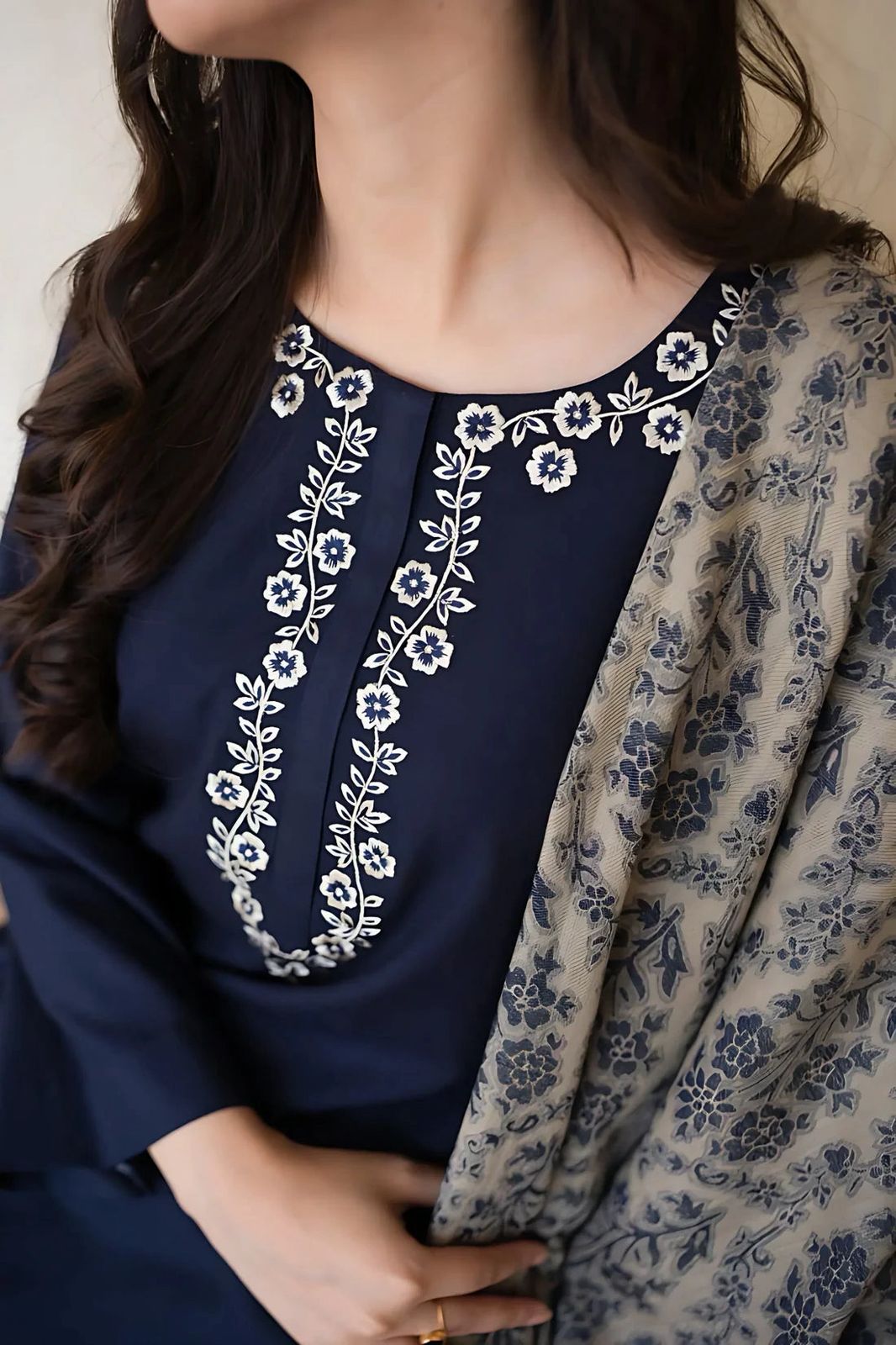 Asling 3p Dhanak with wool shawl