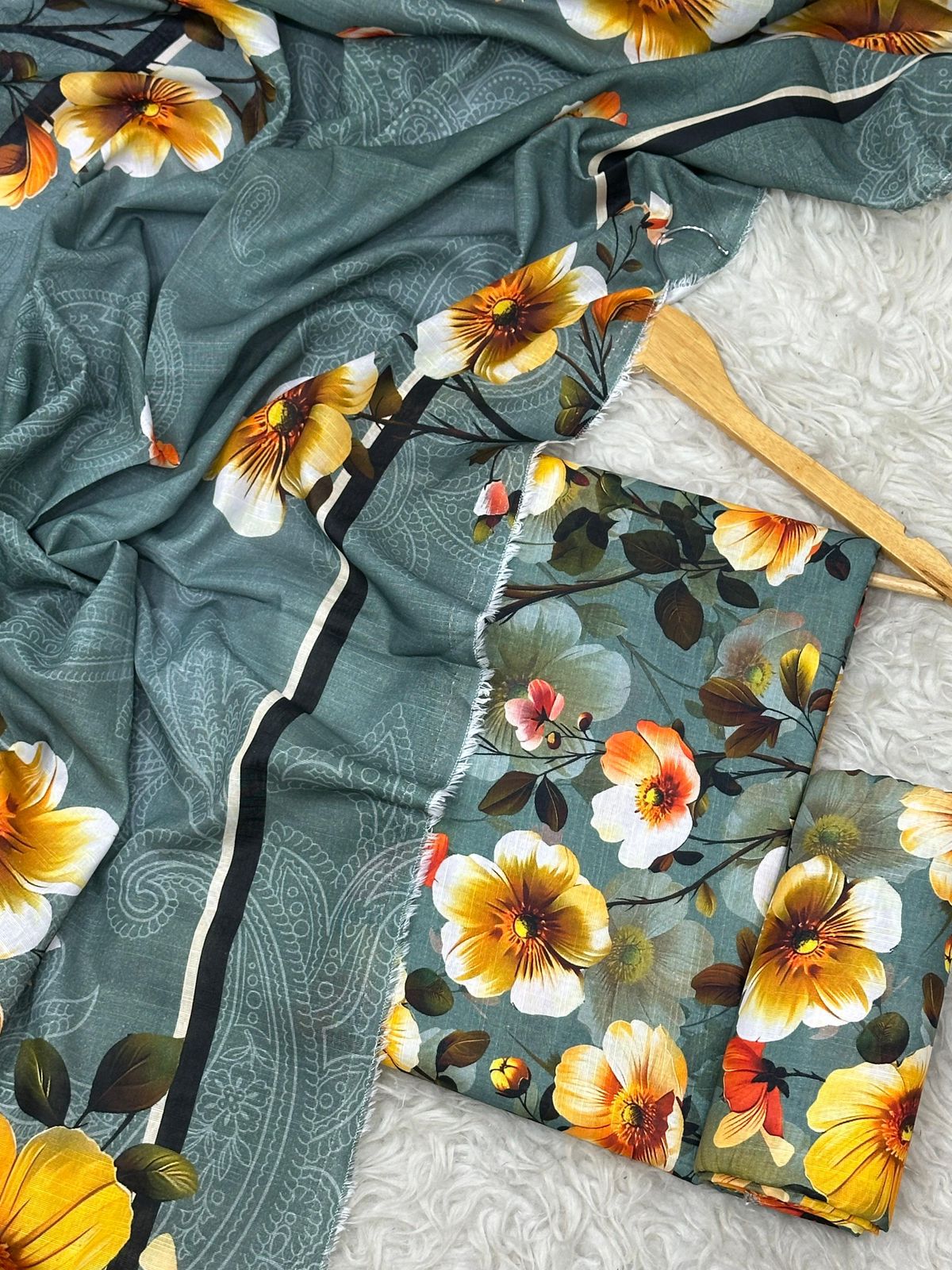 Unstitched Khaddar 3 Piece Digital Printed Dress ( Most trending Orignal Branded )