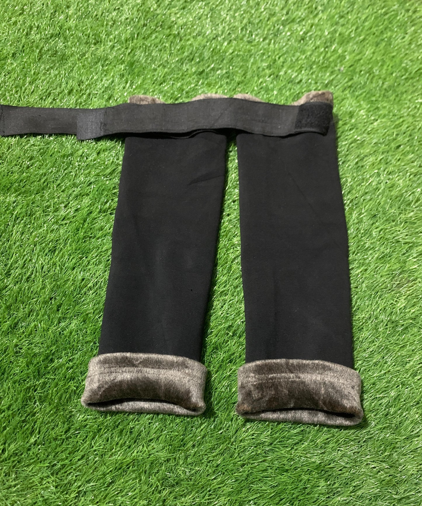 Woolen Knee & Leg Warmer for Men & Women, Pain Relief, Unisex with strap