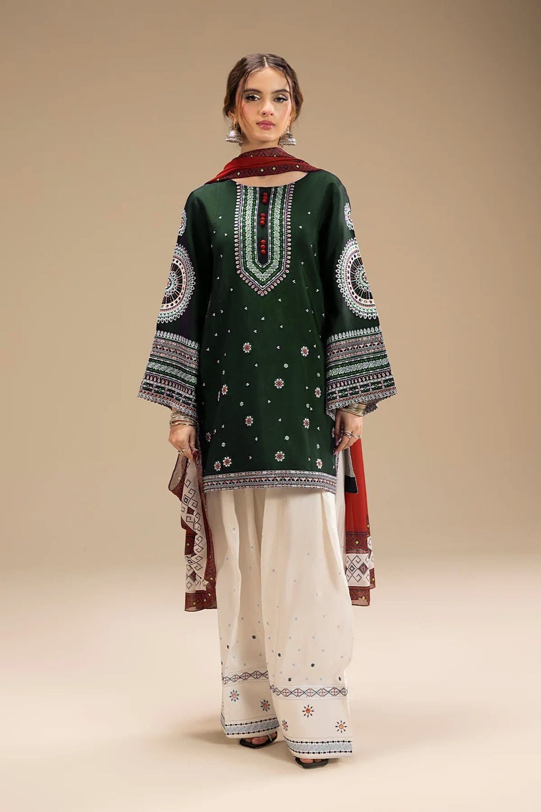 Jazmin 3p Lawn Suit 2026